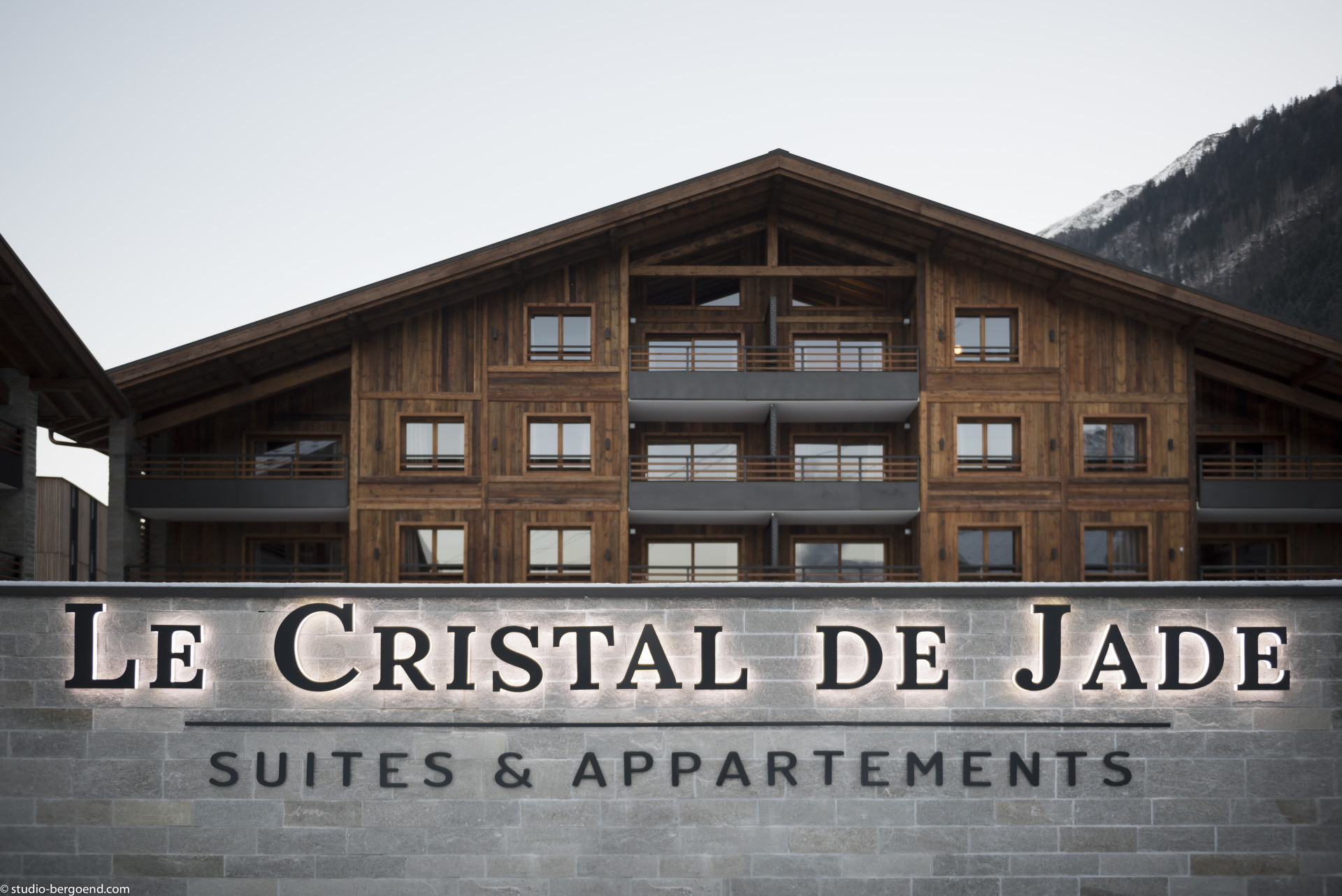 mgm-cham-cristal-ext-009-429